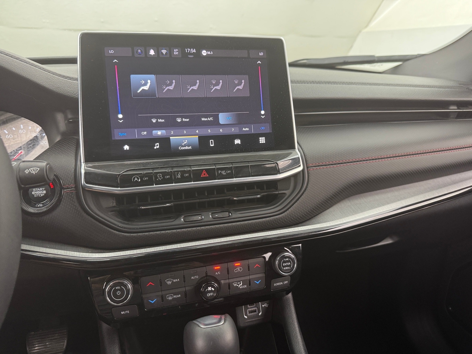Thumbnail: 2024 Jeep Compass - 4