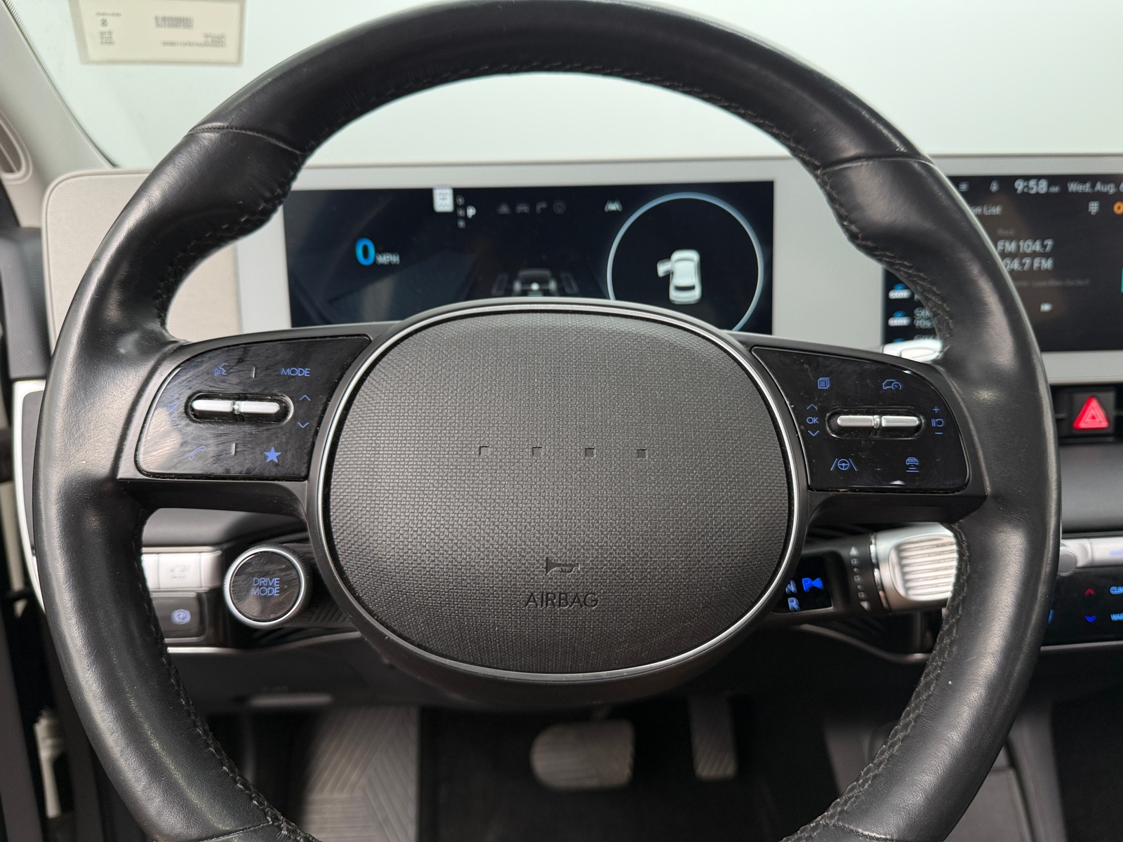Thumbnail: 2023 Hyundai Ioniq 5 - 4