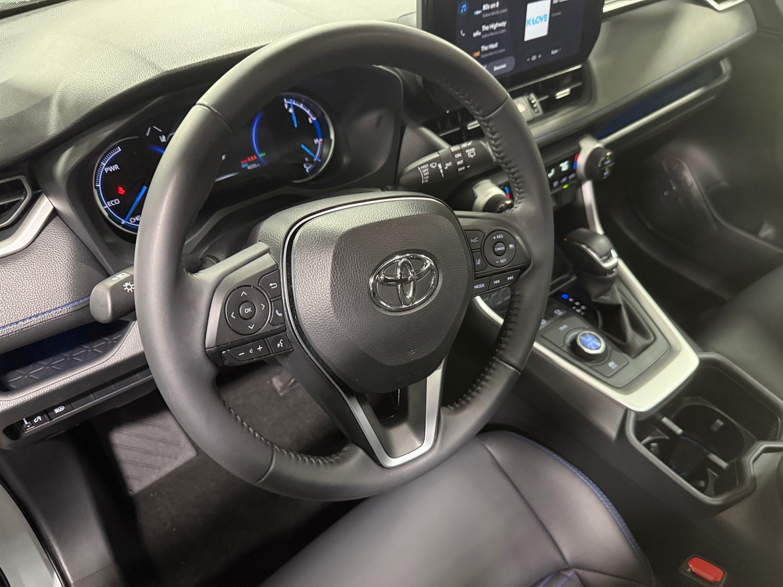 Thumbnail: 2025 Toyota RAV4 - 4