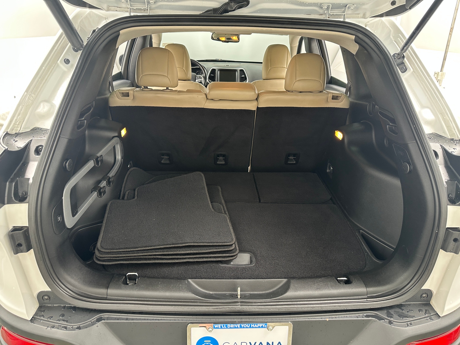 Thumbnail: 2016 Jeep Cherokee - 6