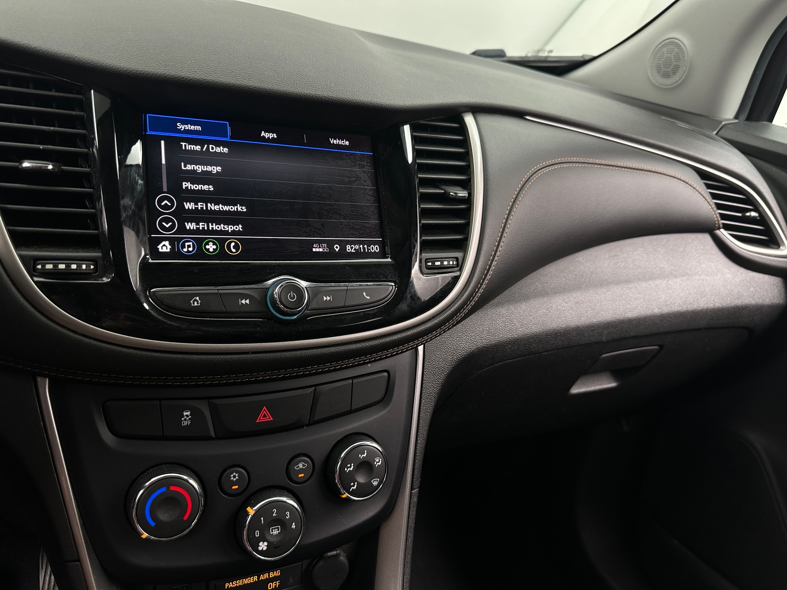 Thumbnail: 2020 Chevrolet Trax - 4