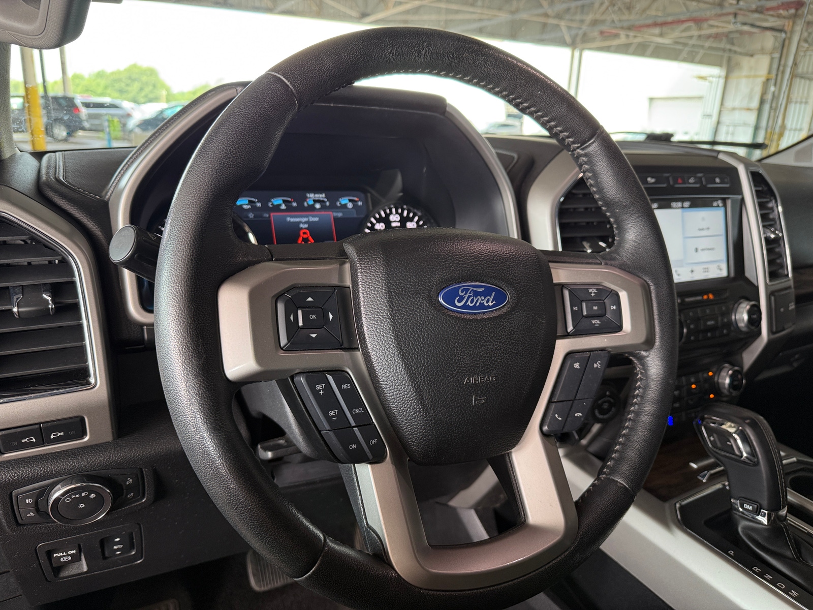 Thumbnail: 2018 Ford Econoline - 4