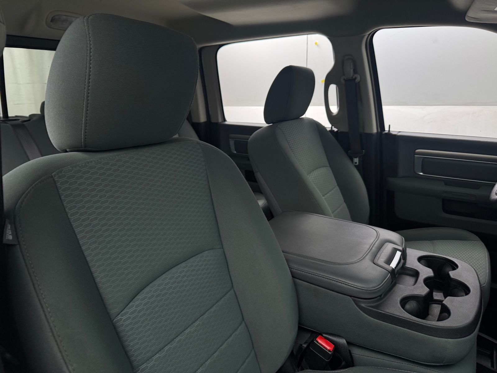 Thumbnail: 2019 RAM 1500 Classic - 2