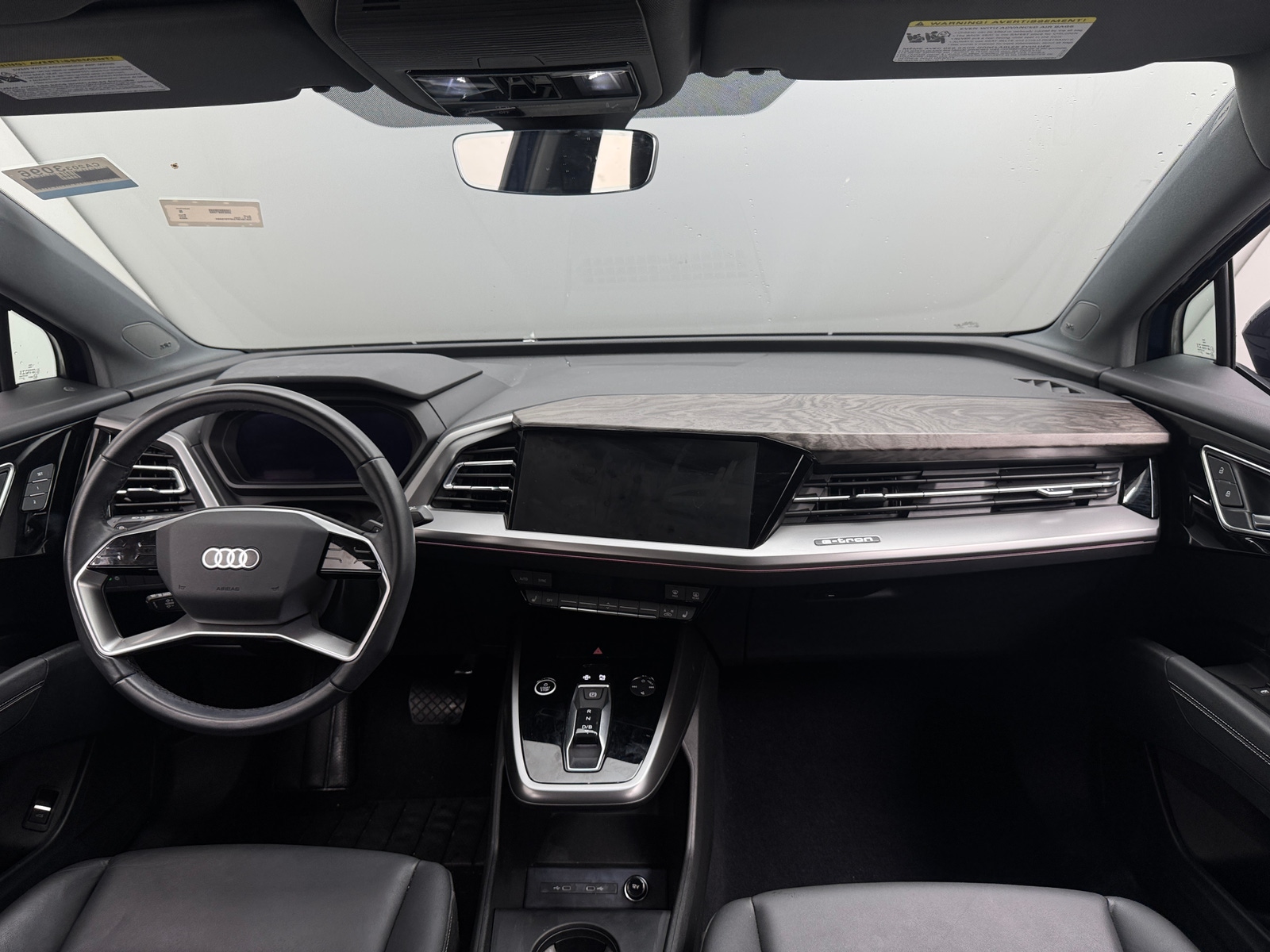Thumbnail: 2023 Audi Q4 e-tron - 2