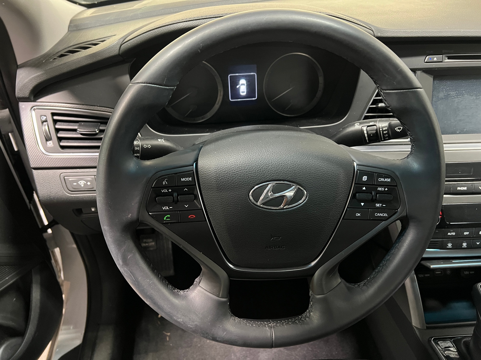 Thumbnail: 2016 Hyundai Sonata - 5