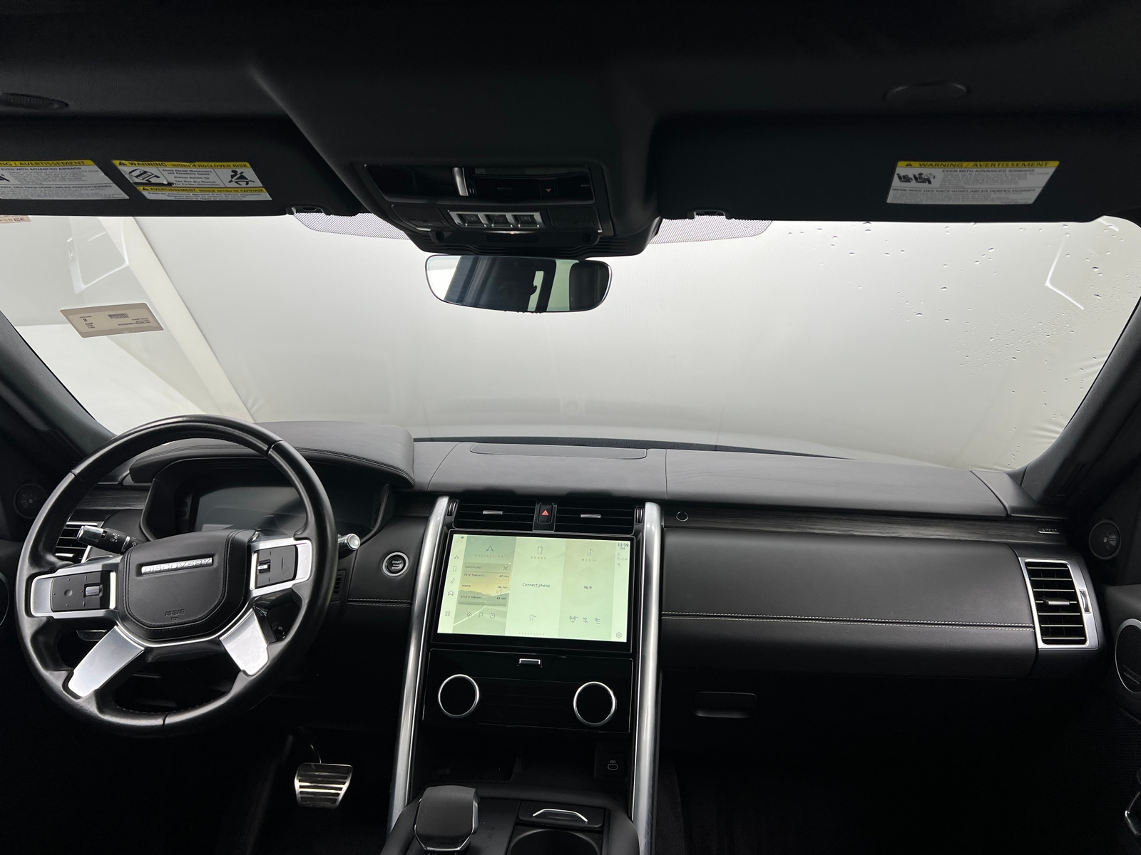 Thumbnail: 2021 Land Rover Discovery - 2