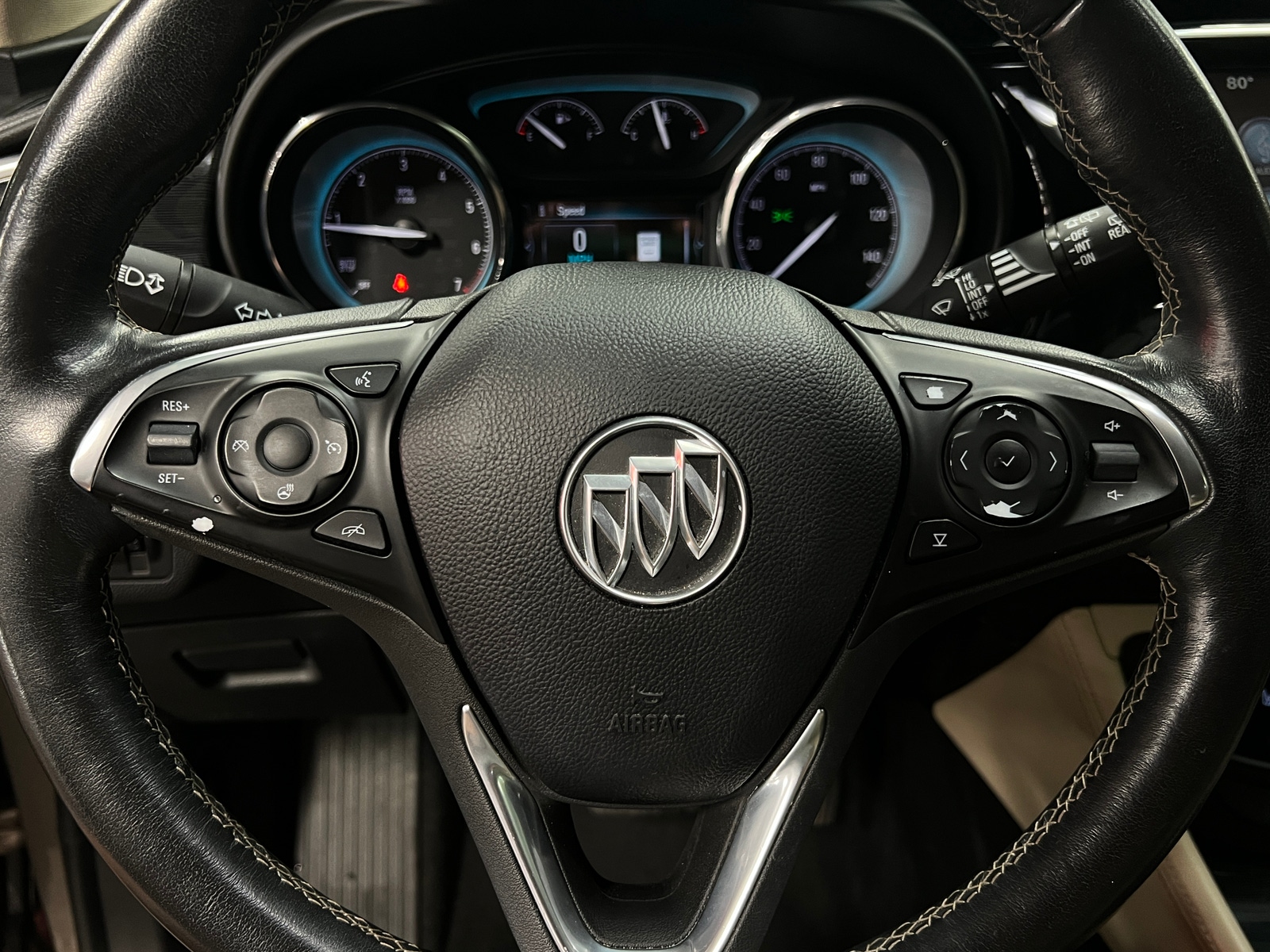 Thumbnail: 2017 Buick Envision - 4