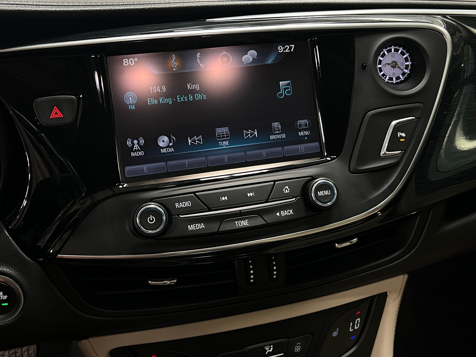Thumbnail: 2017 Buick Envision - 3