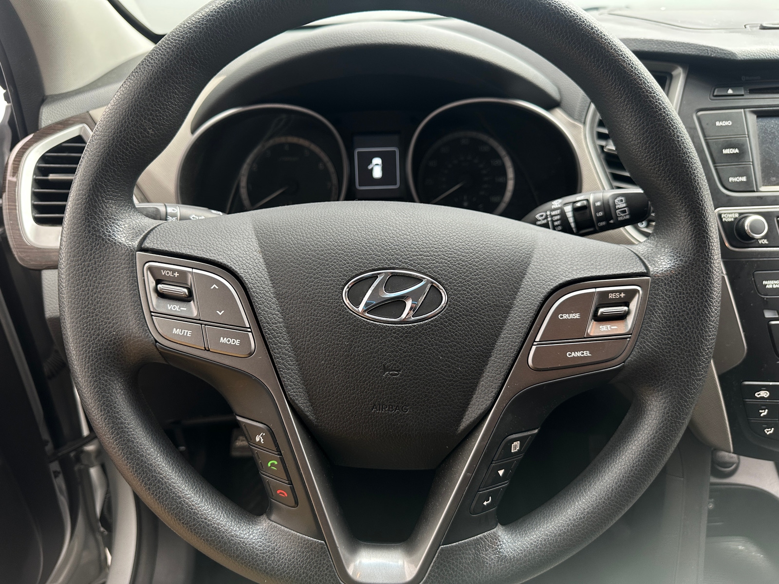 Thumbnail: 2018 Hyundai Santa Fe - 5