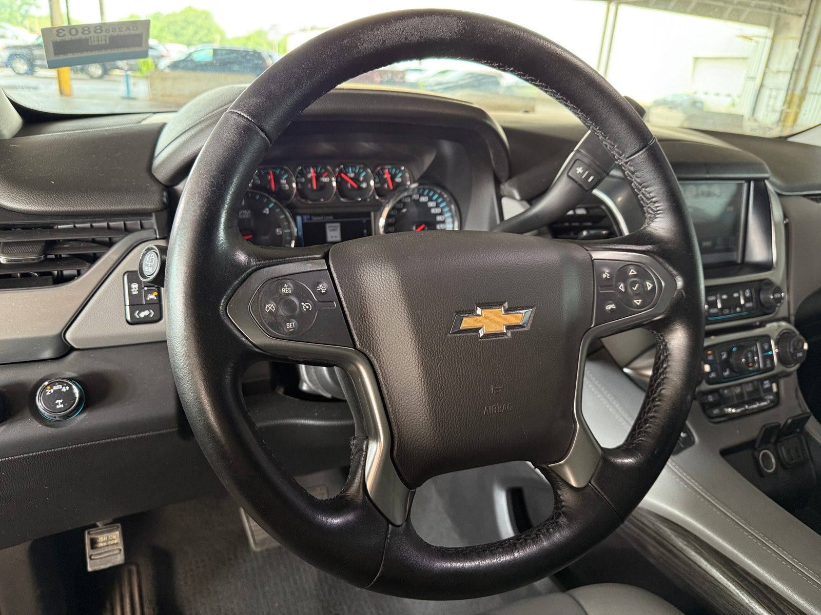 Thumbnail: 2019 Chevrolet Suburban - 4