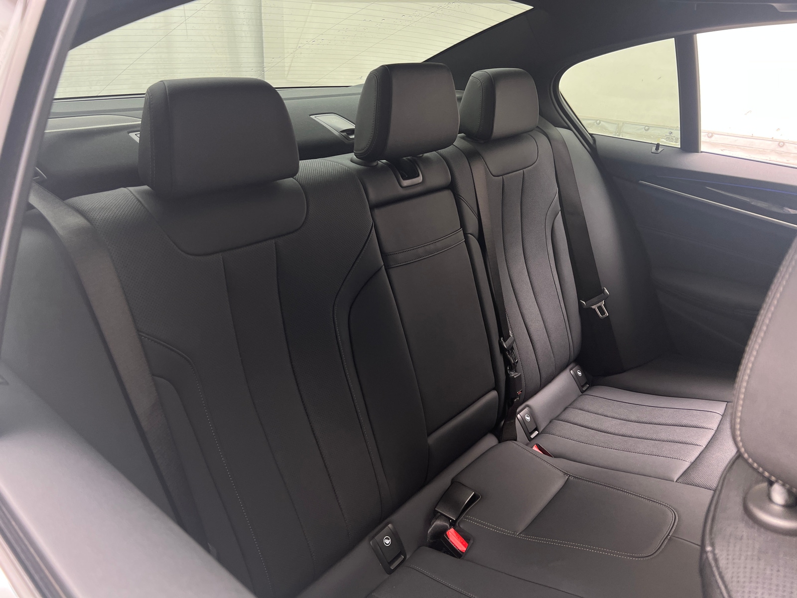Thumbnail: 2021 BMW 5 Series - 5