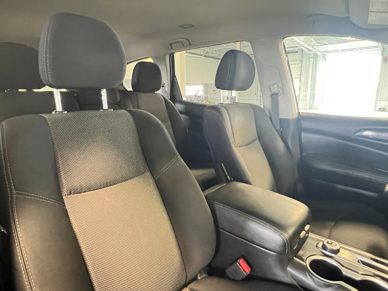 Thumbnail: 2019 Nissan Pathfinder - 2