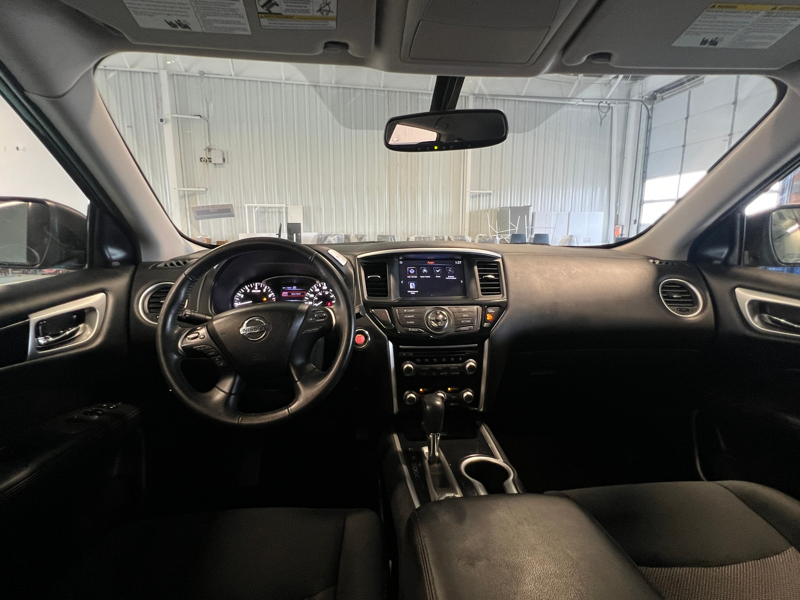 Thumbnail: 2019 Nissan Pathfinder - 3