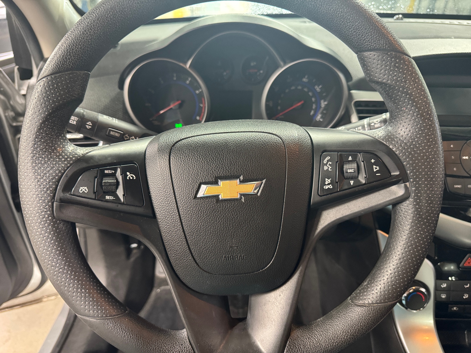 Thumbnail: 2016 Chevrolet Cruze - 5