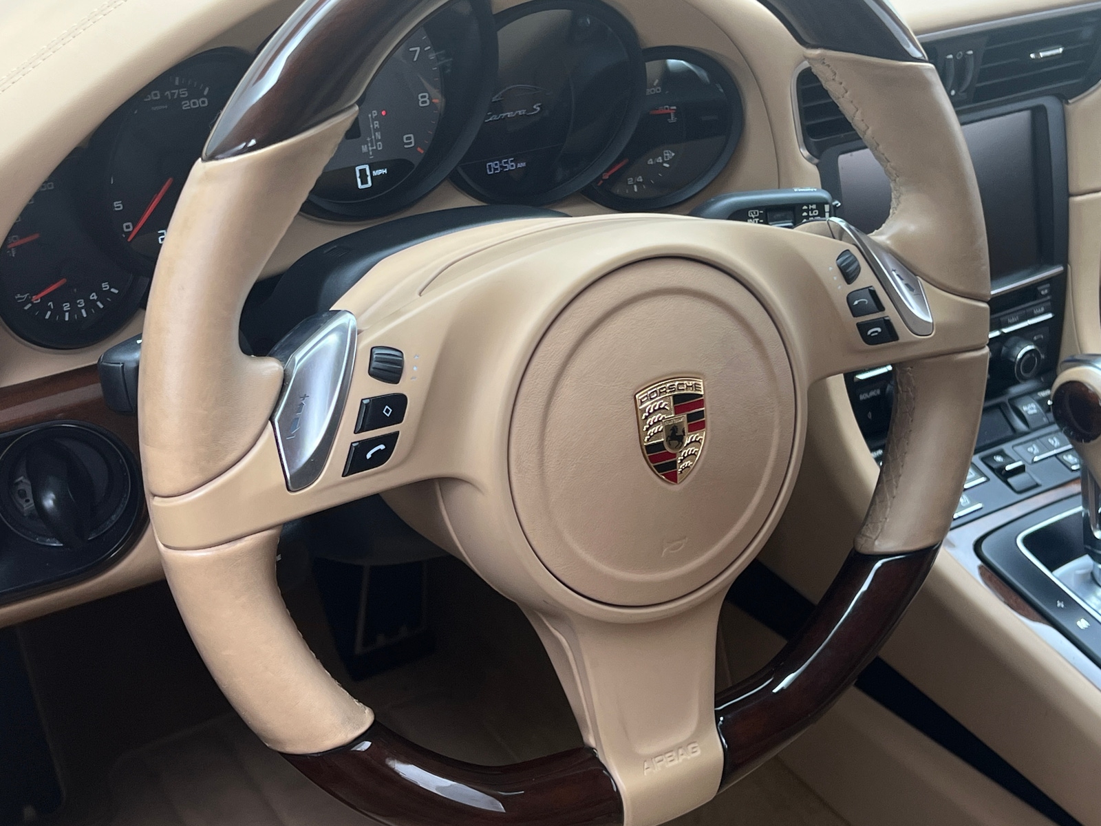 Thumbnail: 2013 Porsche 911 - 3