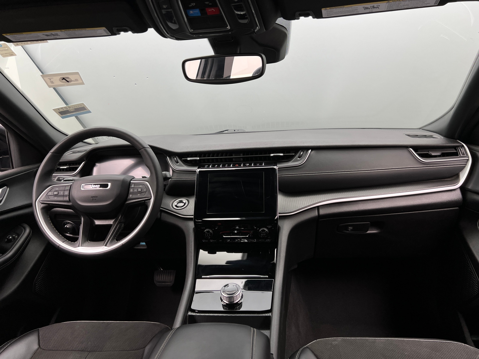 Thumbnail: 2024 Jeep Grand Cherokee L - 2