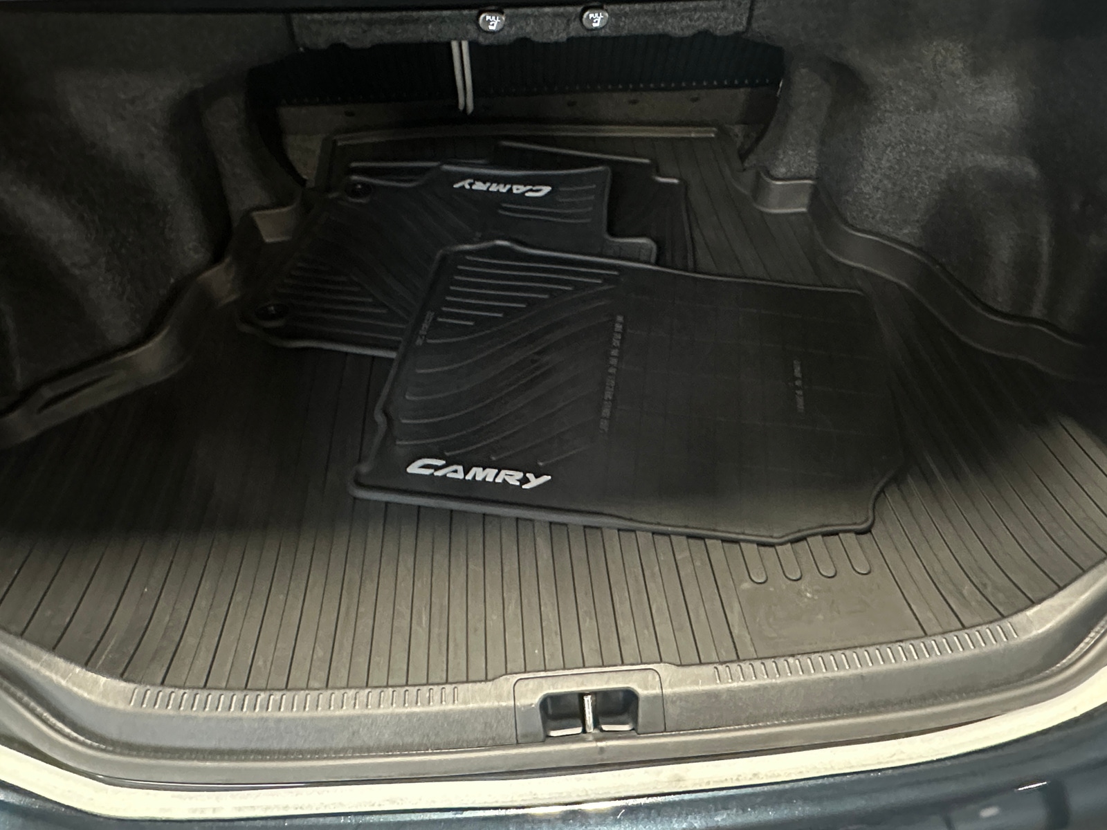 Thumbnail: 2012 Toyota Camry - 7