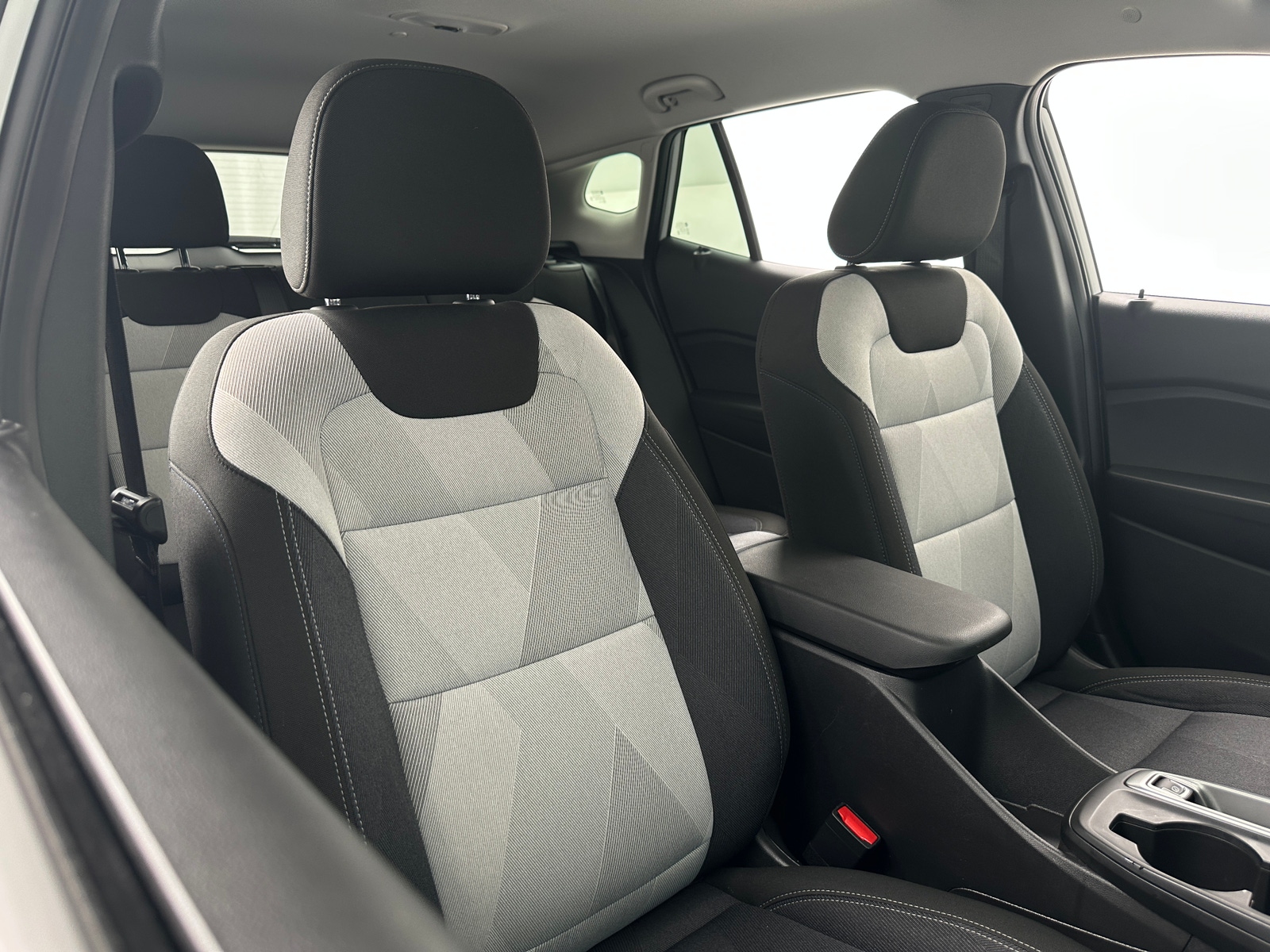 Thumbnail: 2025 Chevrolet Trax - 2