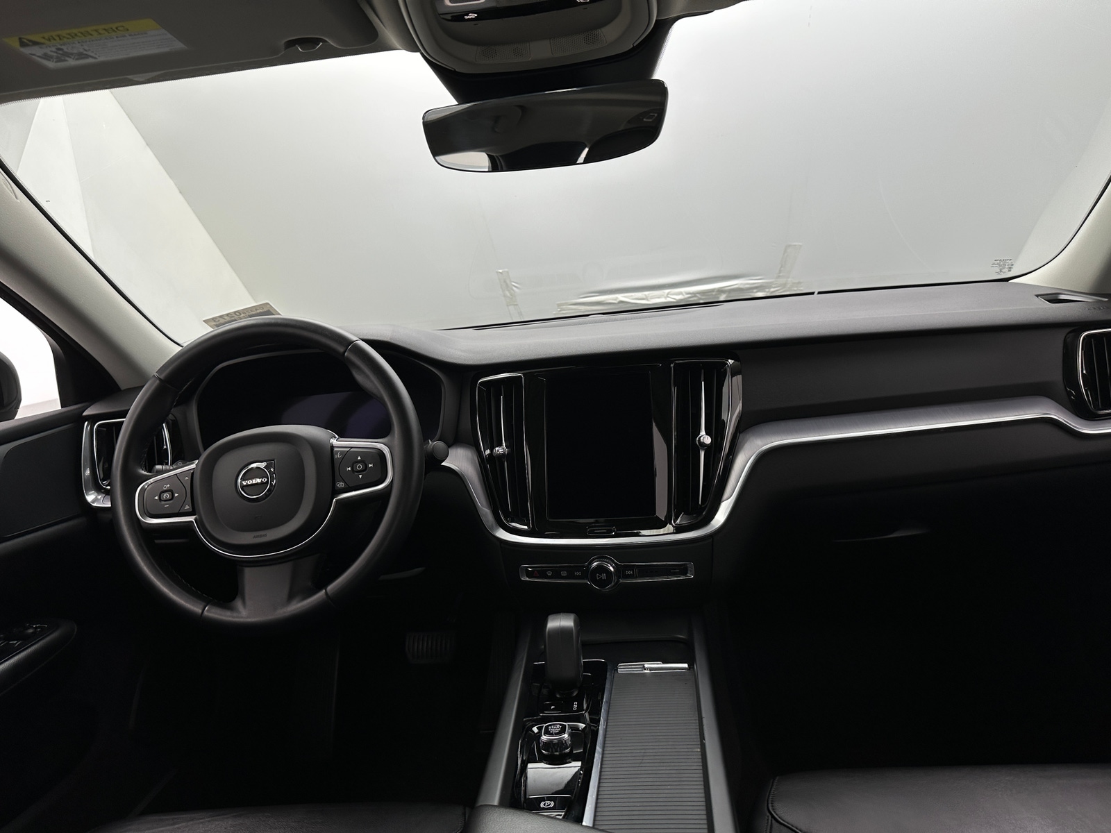 Thumbnail: 2023 Volvo S60 - 3