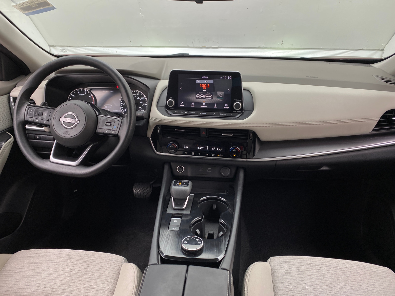 Thumbnail: 2022 Nissan Rogue - 3