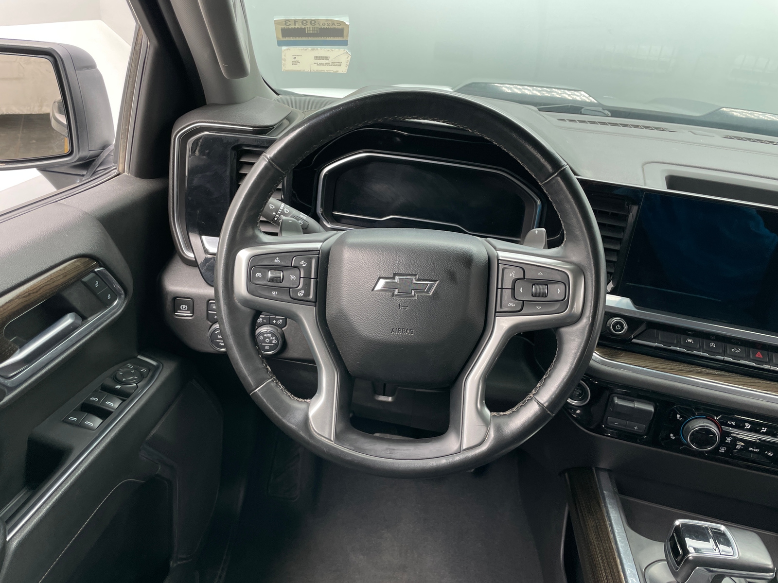 Thumbnail: 2023 Chevrolet Silverado 1500 - 5
