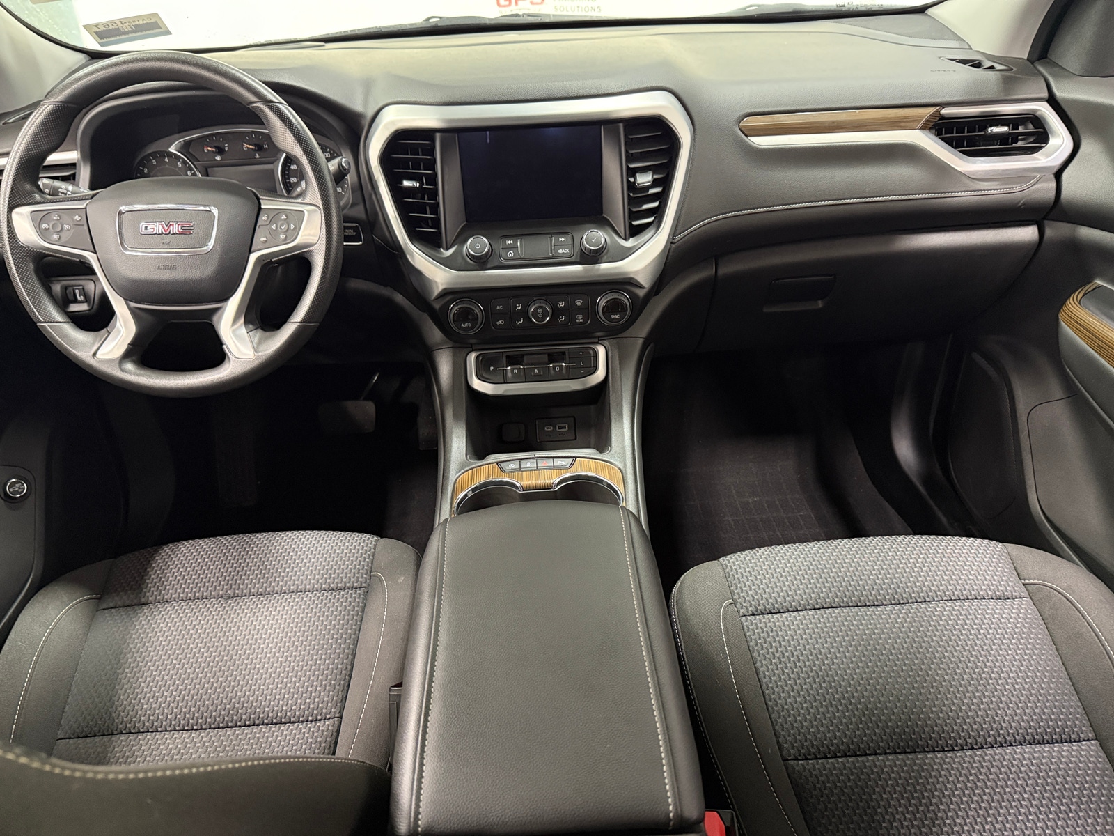 Thumbnail: 2023 GMC Acadia - 3