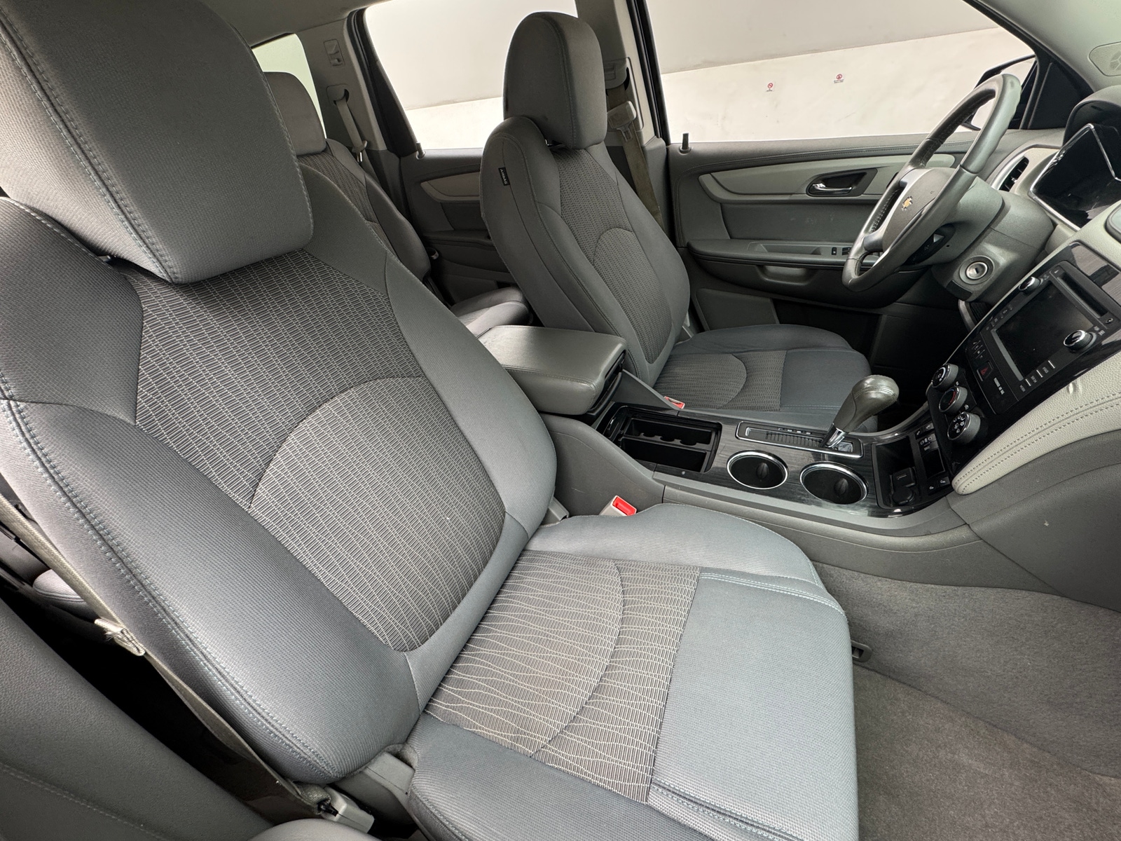 Thumbnail: 2017 Chevrolet Traverse - 2