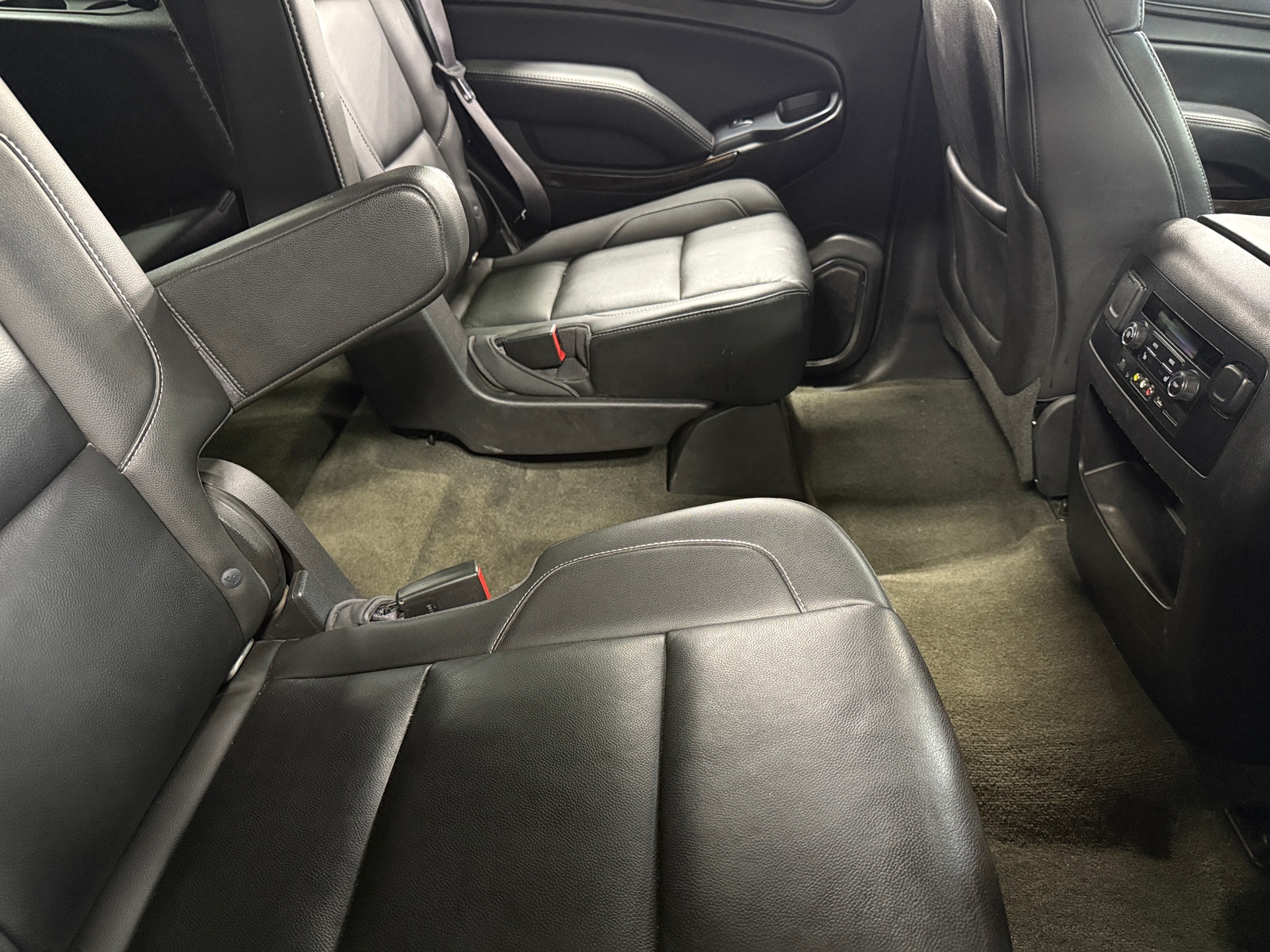Thumbnail: 2015 Chevrolet Tahoe - 5