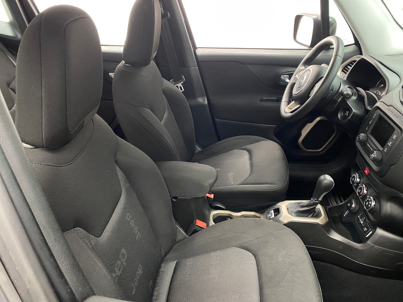 Thumbnail: 2017 Jeep Renegade - 2