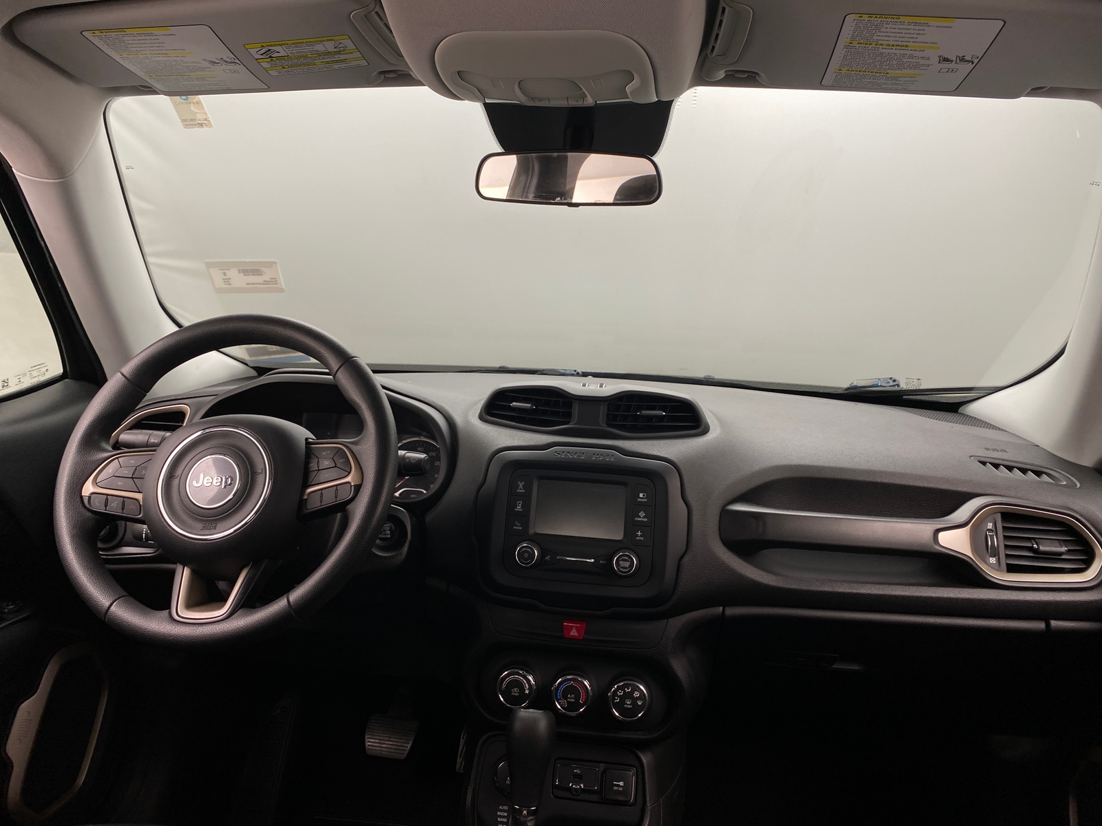 Thumbnail: 2017 Jeep Renegade - 3