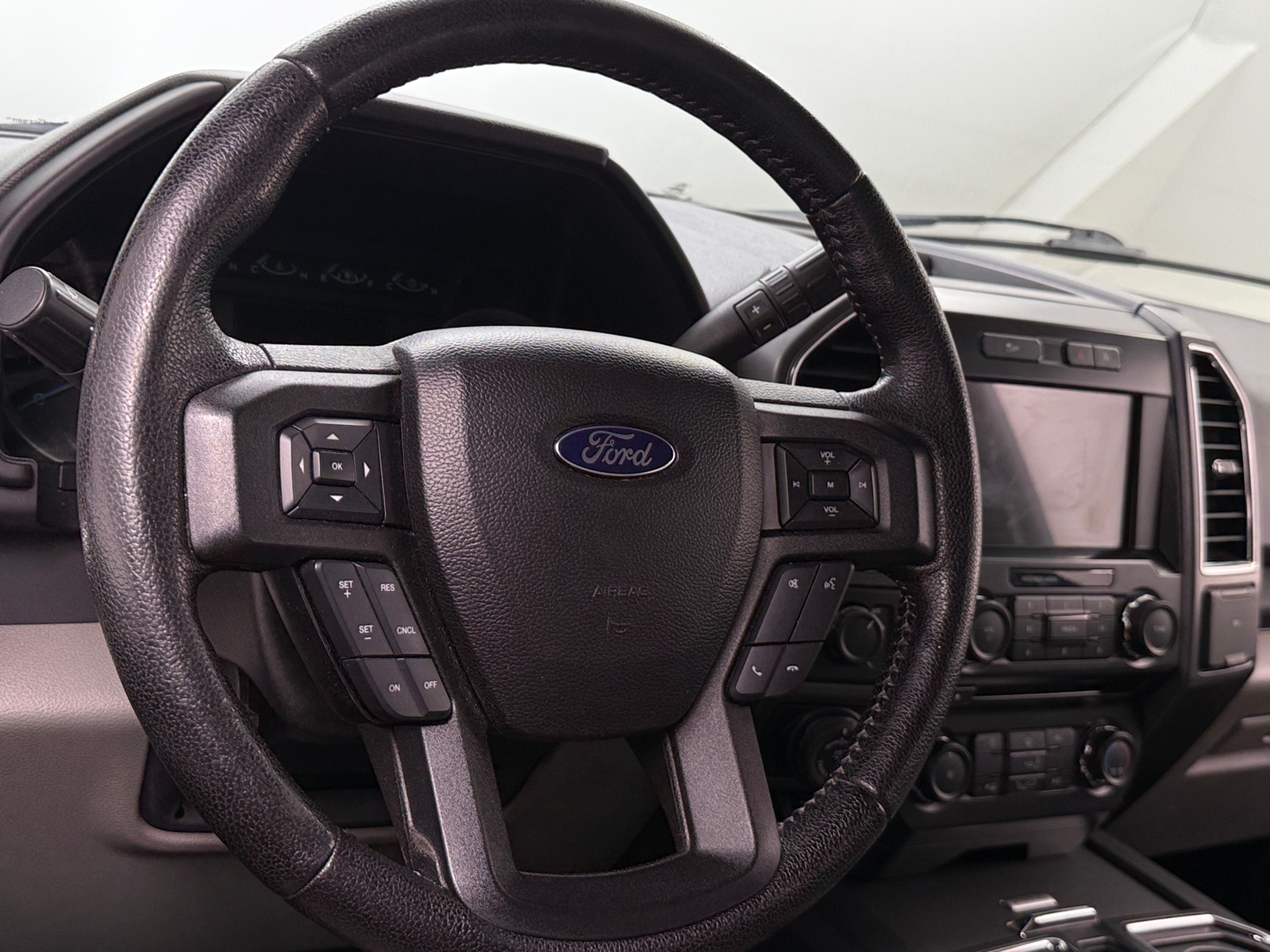 Thumbnail: 2016 Ford Econoline - 5