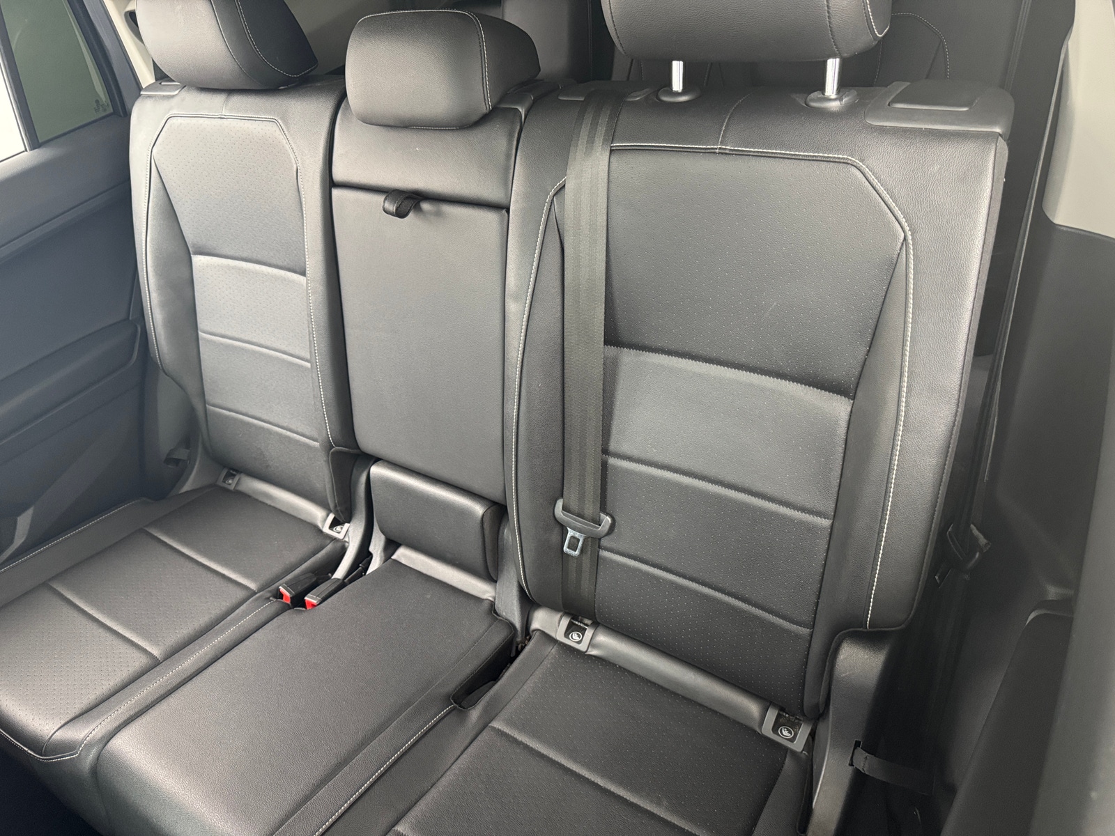 Thumbnail: 2021 Volkswagen Tiguan - 5
