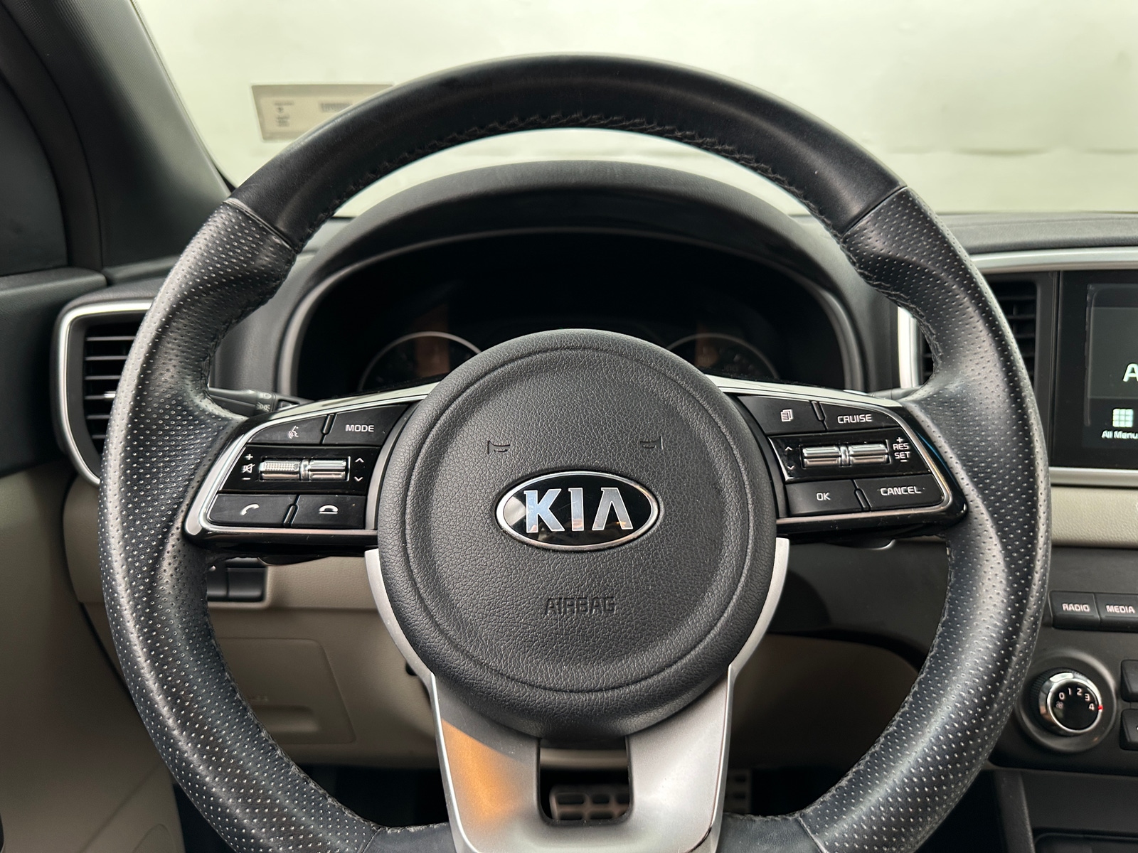 Thumbnail: 2020 Kia Sportage - 4