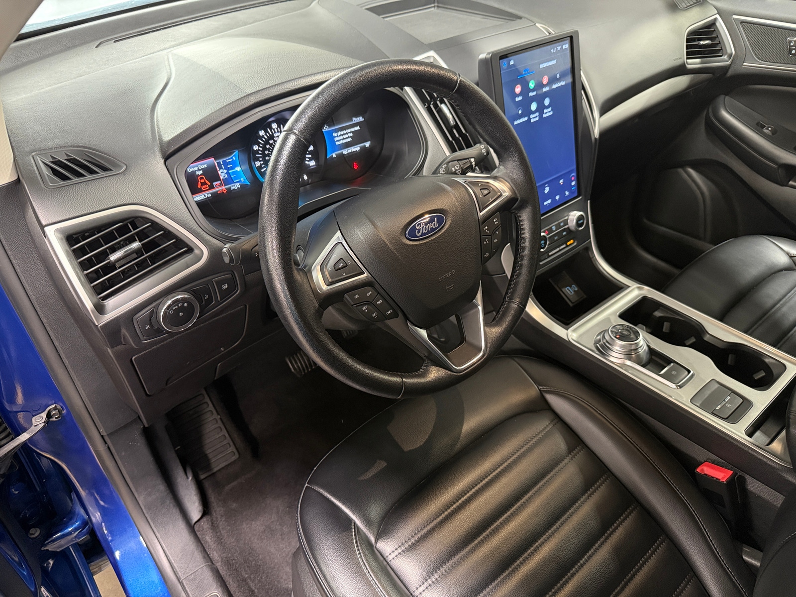 Thumbnail: 2023 Ford Edge - 2