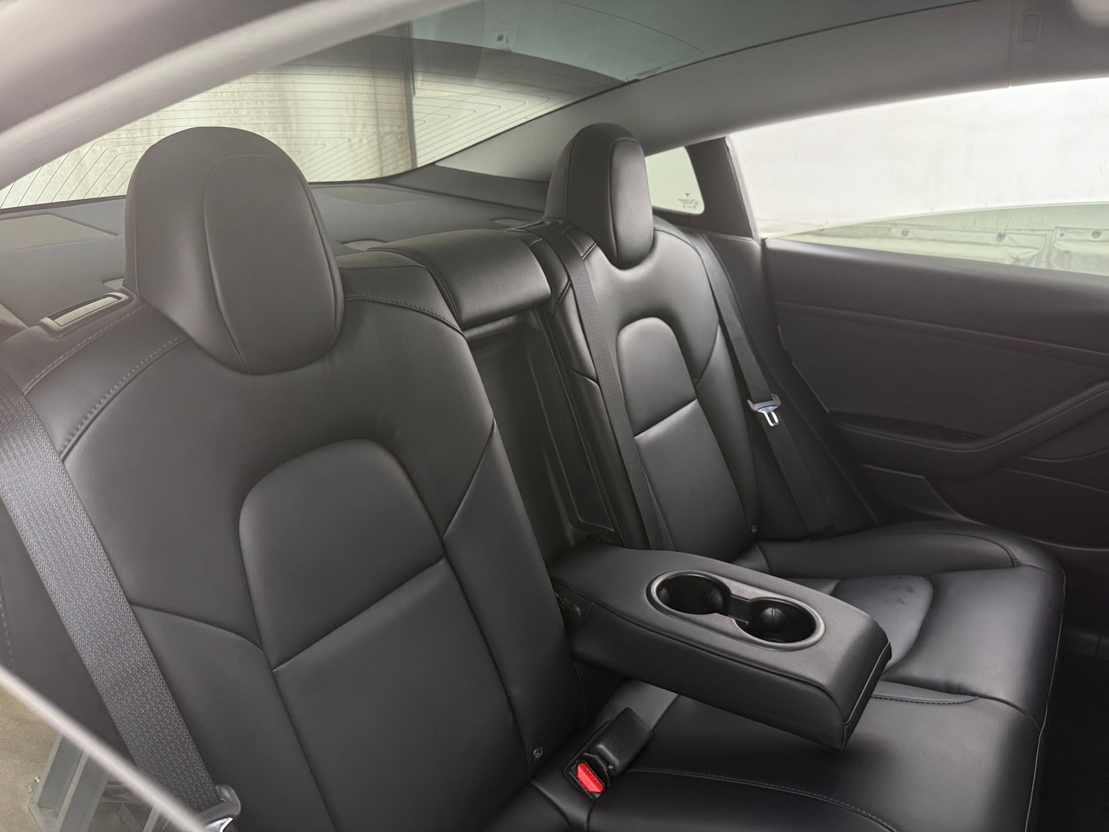 Thumbnail: 2020 Tesla Model 3 - 4