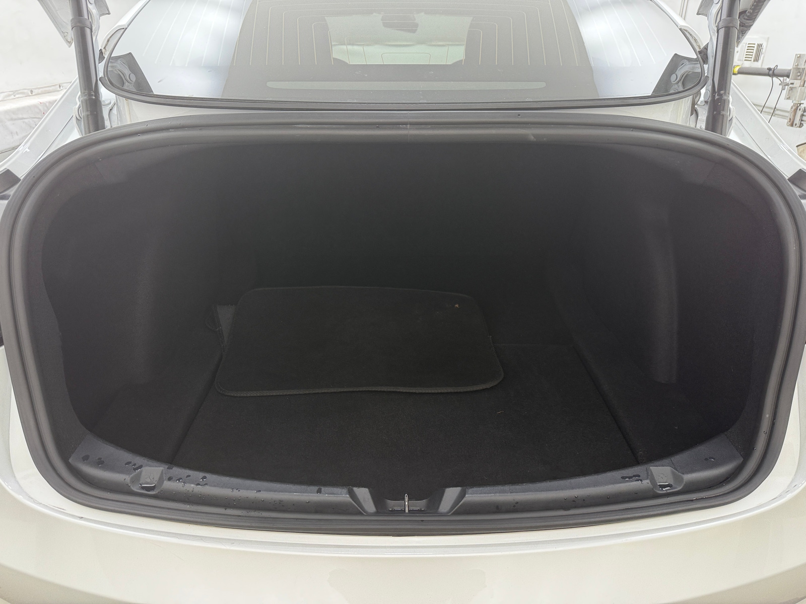 Thumbnail: 2020 Tesla Model 3 - 5