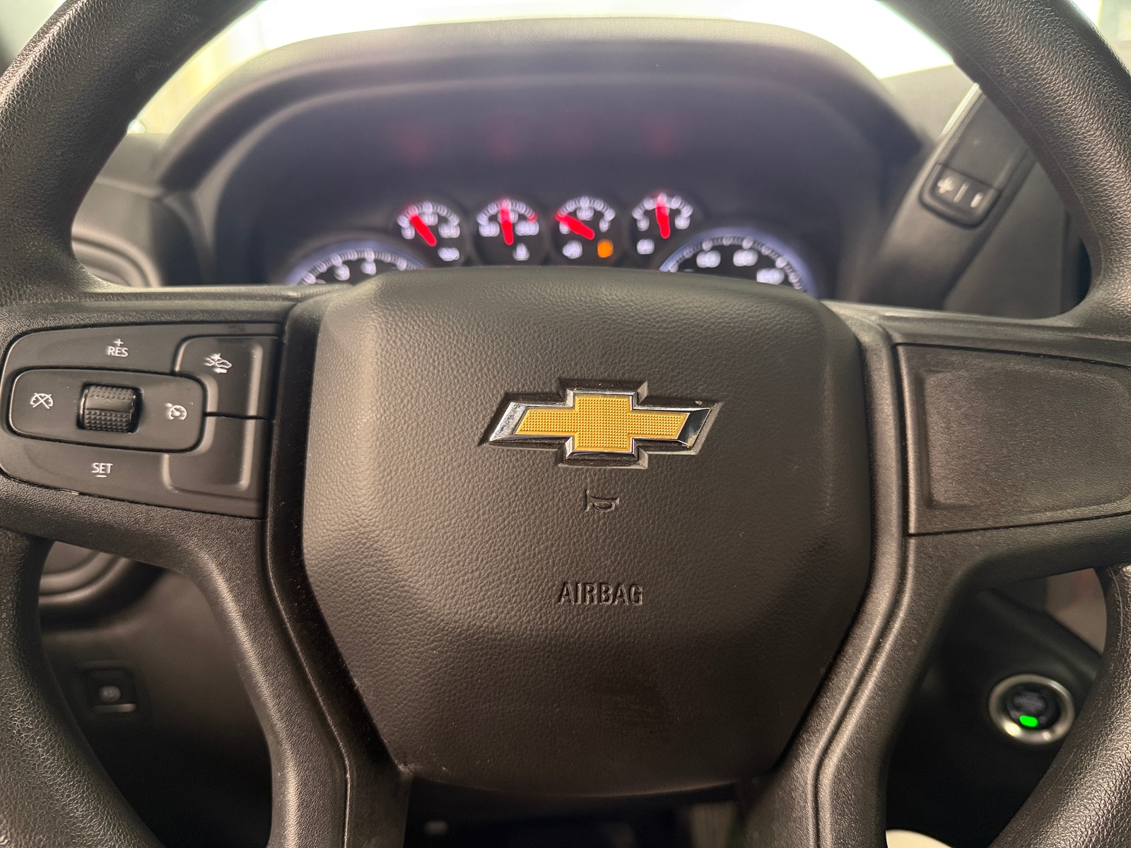 Thumbnail: 2024 Chevrolet Silverado 1500 - 4