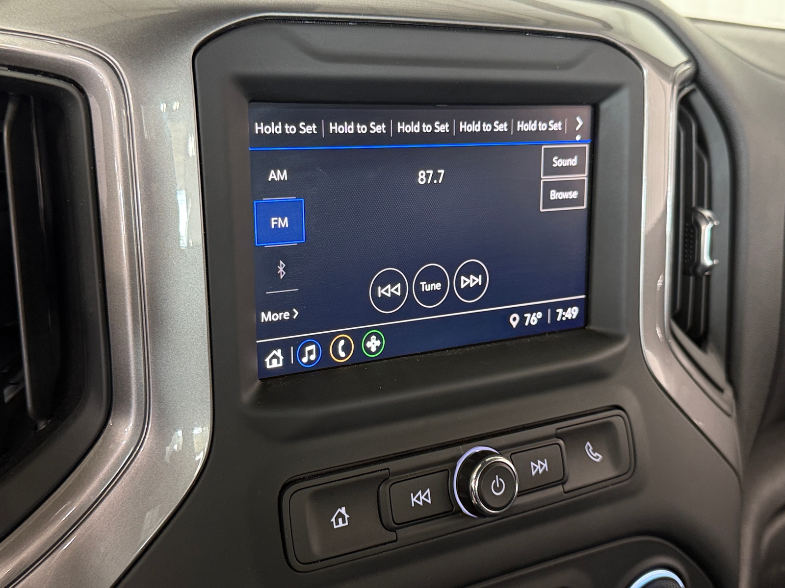 Thumbnail: 2024 Chevrolet Silverado 1500 - 3