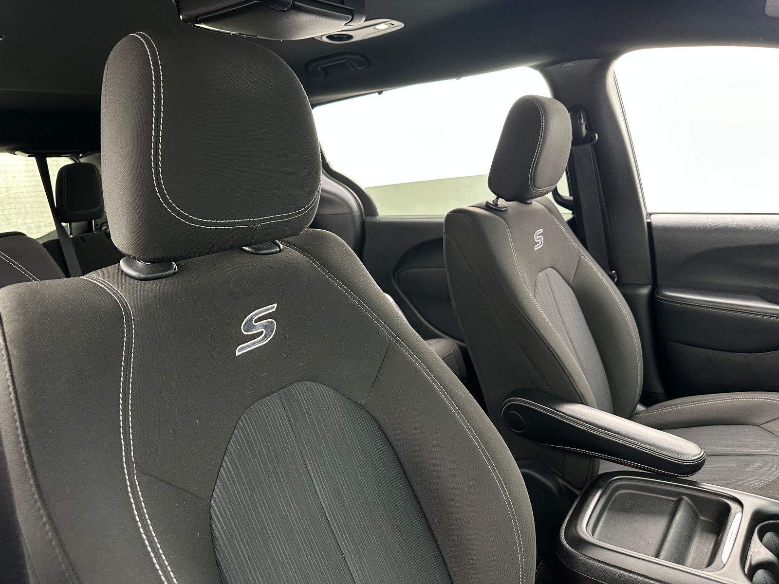 Thumbnail: 2020 Chrysler Pacifica - 2