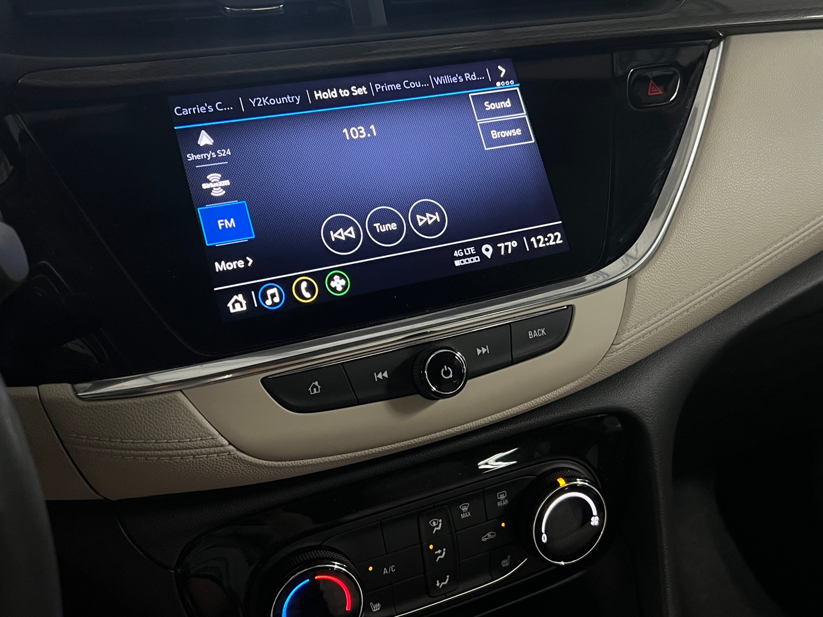 Thumbnail: 2021 Buick Encore GX - 3