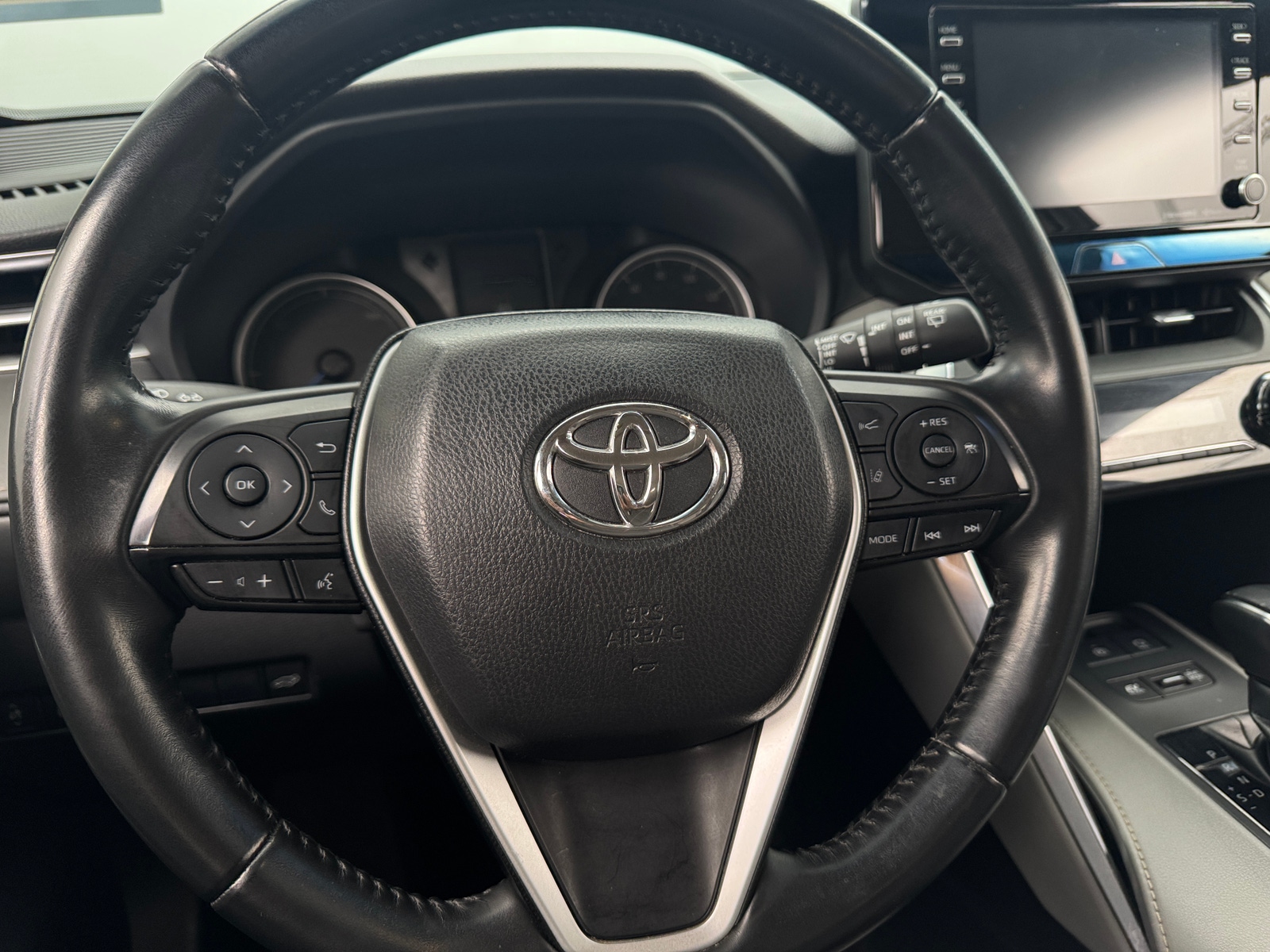 Thumbnail: 2021 Toyota Venza - 5