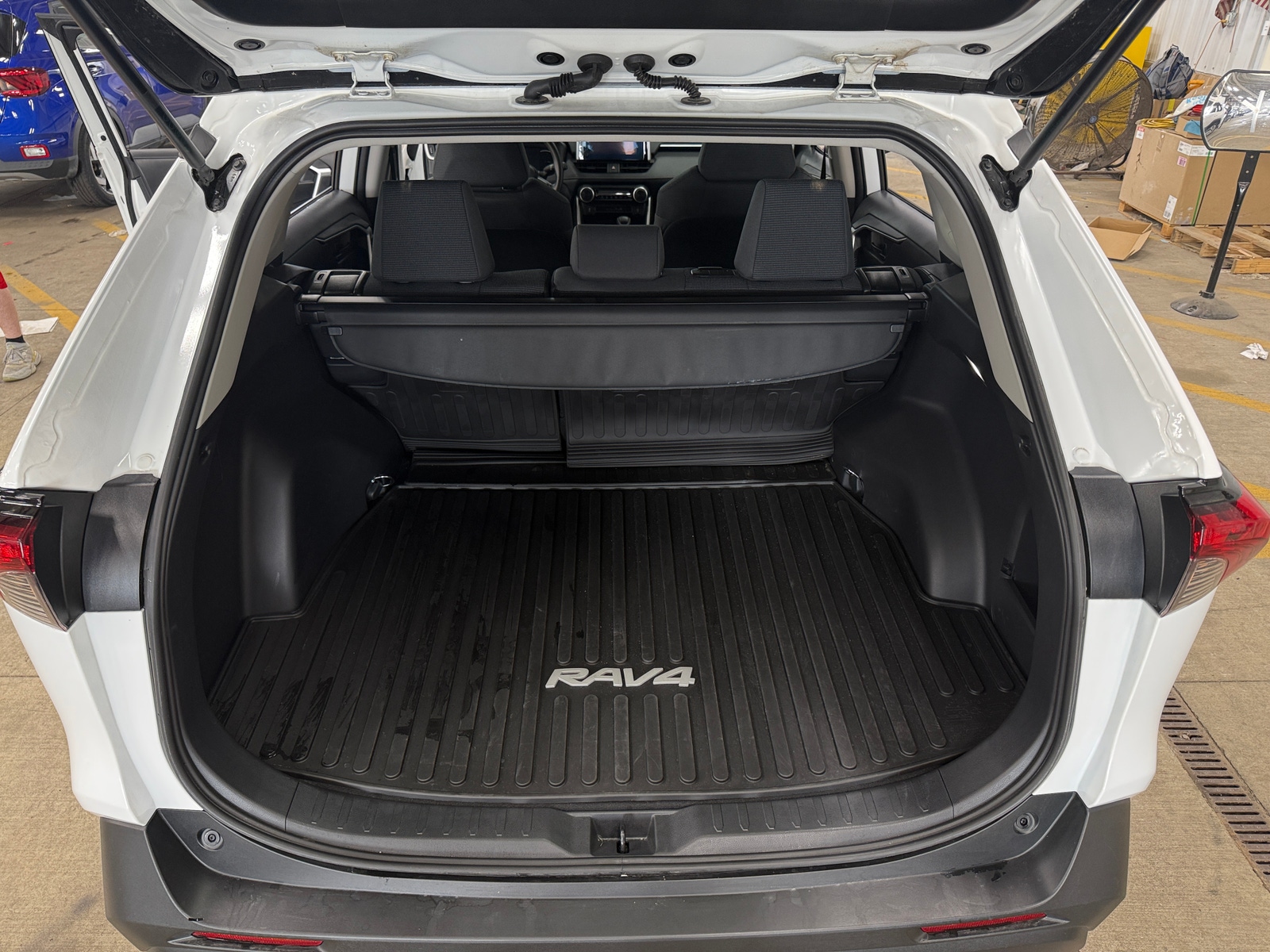 Thumbnail: 2024 Toyota RAV4 - 7