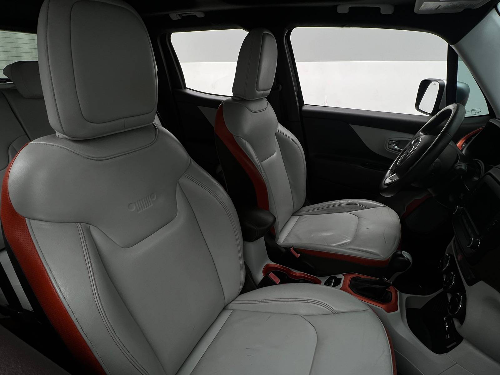 Thumbnail: 2016 Jeep Renegade - 2