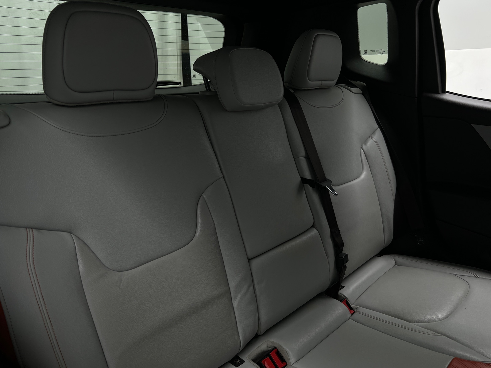 Thumbnail: 2016 Jeep Renegade - 6
