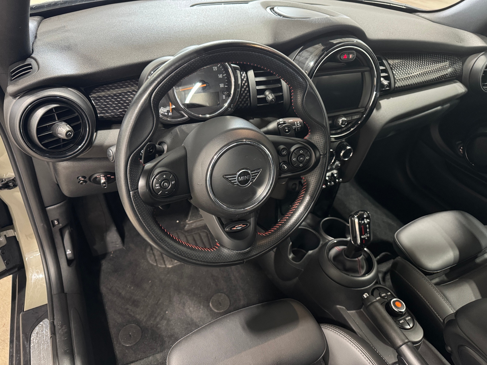 Thumbnail: 2020 MINI Cooper Convertible - 2