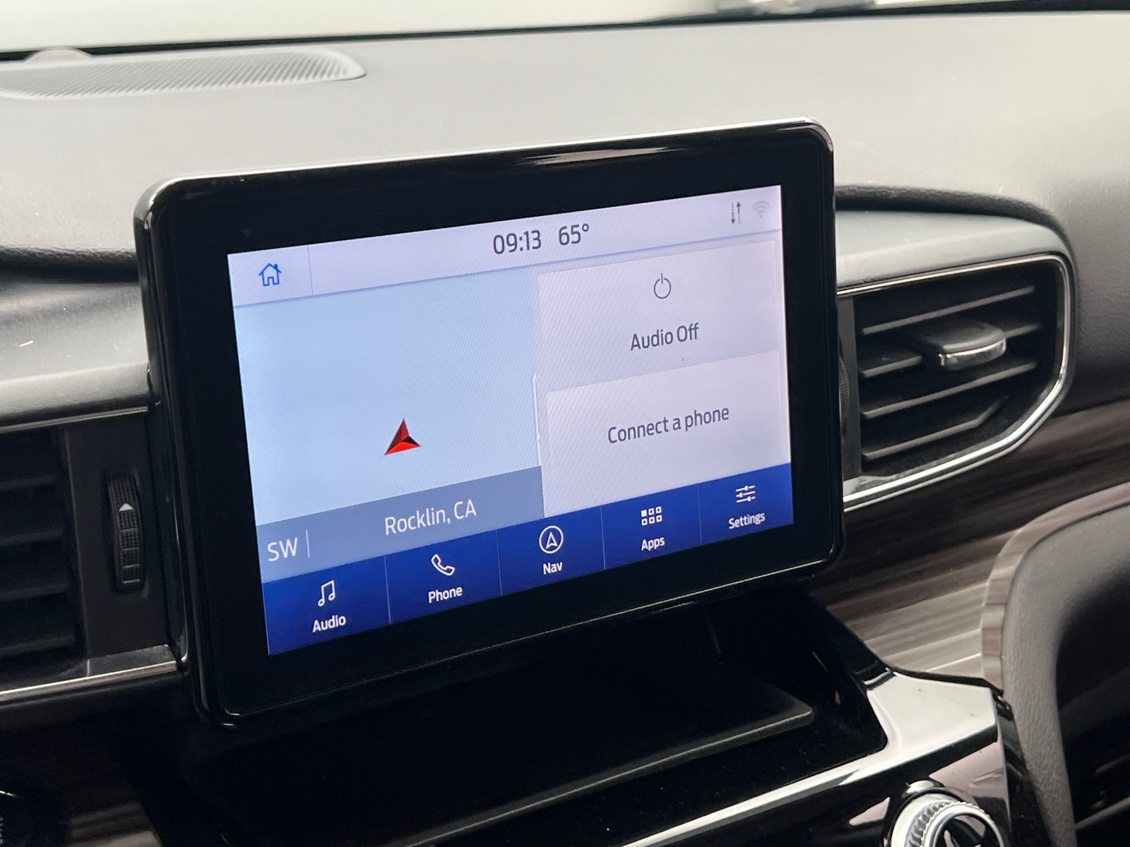 Thumbnail: 2023 Ford Explorer - 3