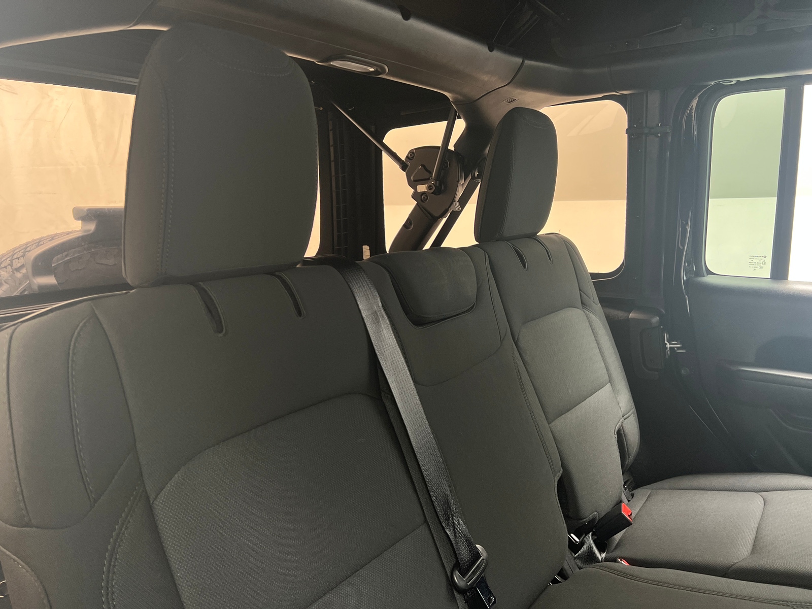 Thumbnail: 2021 Jeep Wrangler - 6