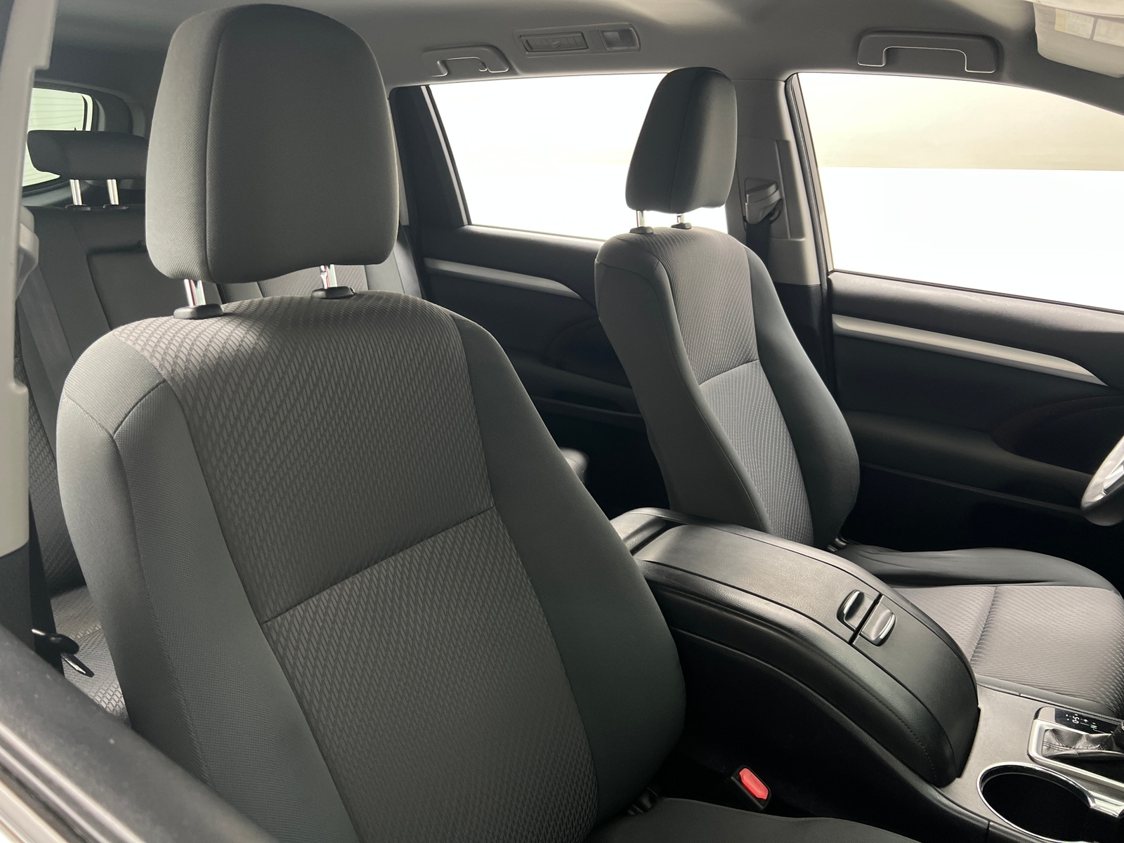 Thumbnail: 2018 Toyota Highlander - 2