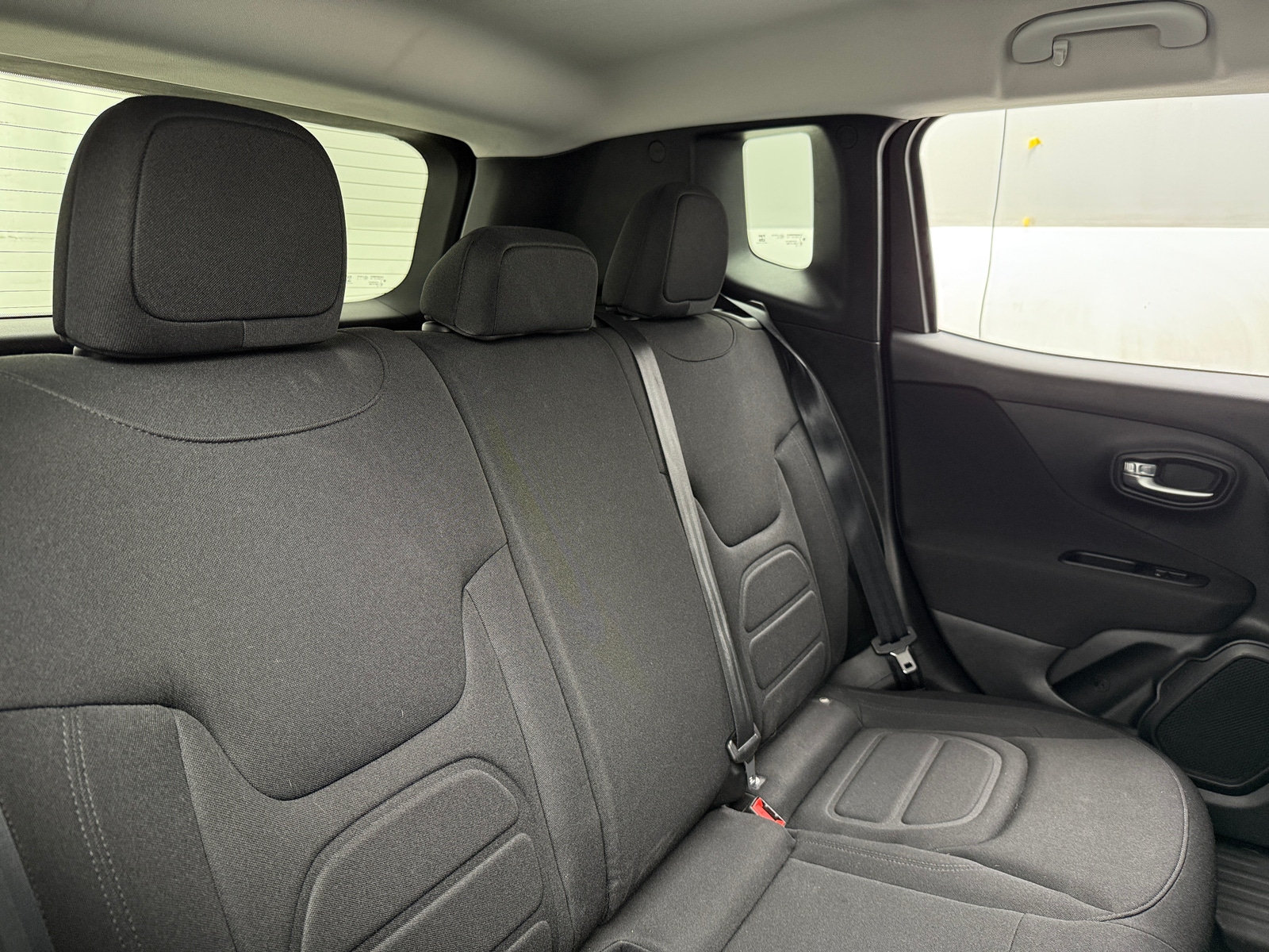 Thumbnail: 2020 Jeep Renegade - 6