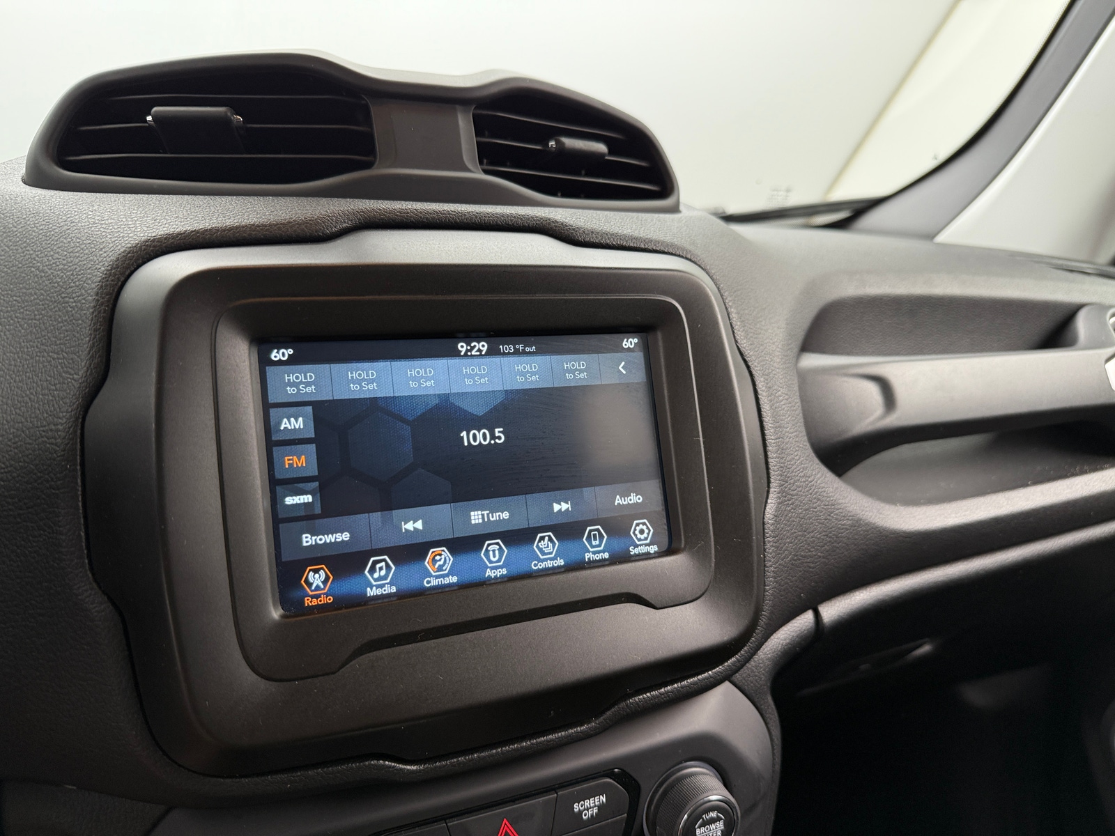 Thumbnail: 2020 Jeep Renegade - 4